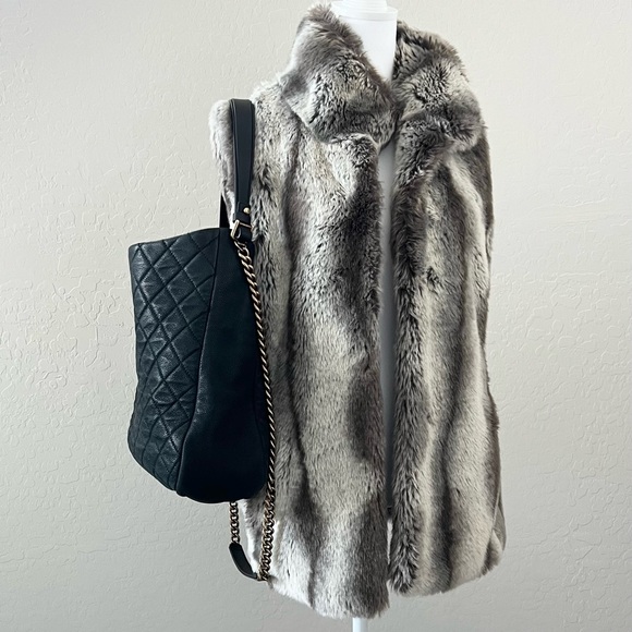 Chanel Black Caviar Leather Quilted Hobo Crossbody Bag - Picture 11 of 16